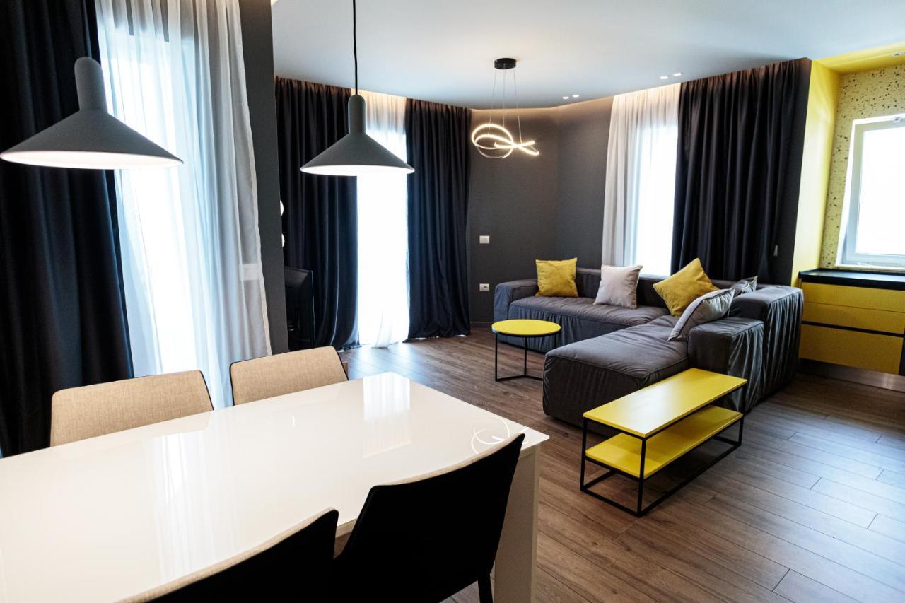 Visar Apartments Vlore Bagian luar foto