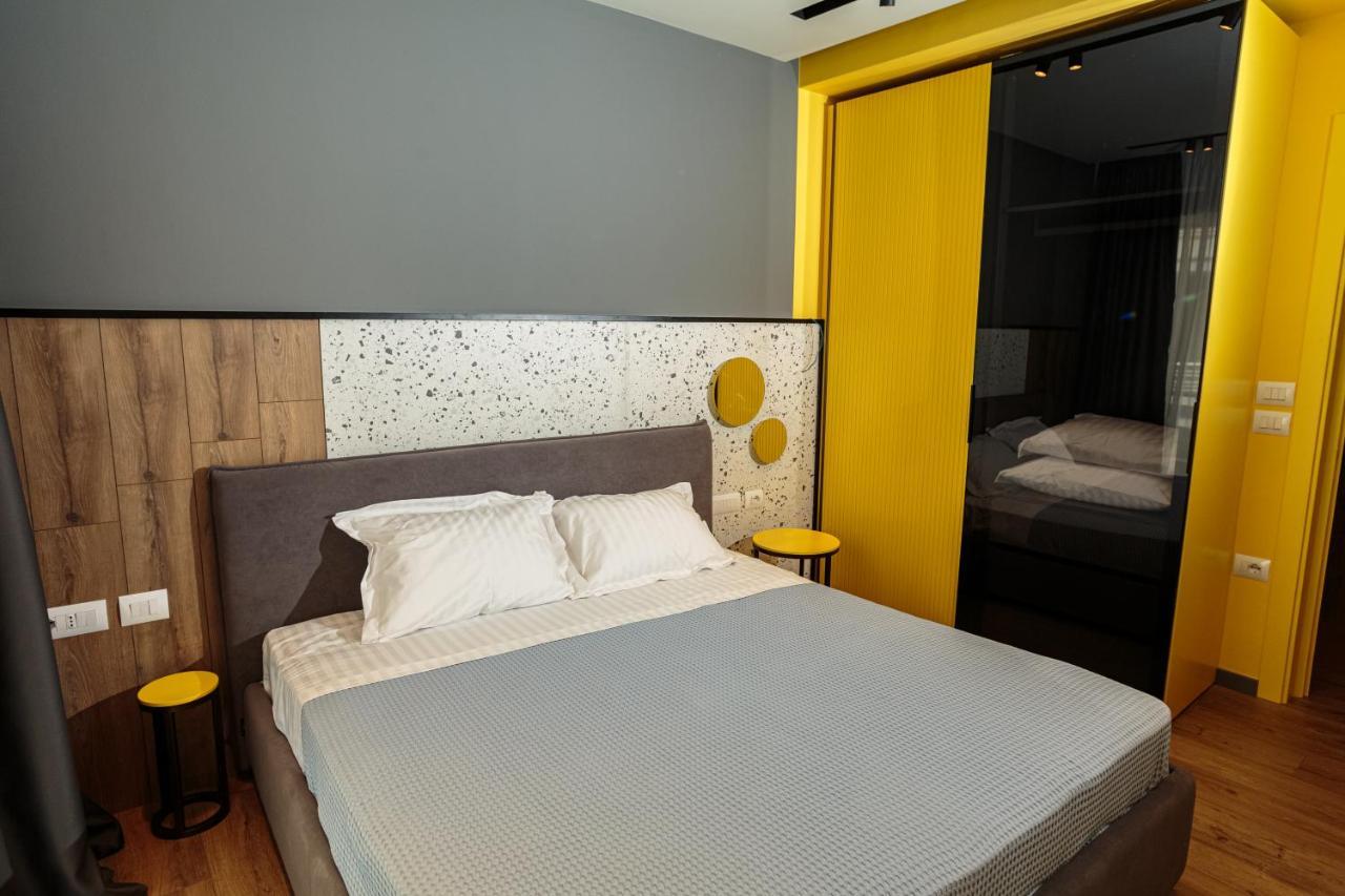 Visar Apartments Vlore Bagian luar foto