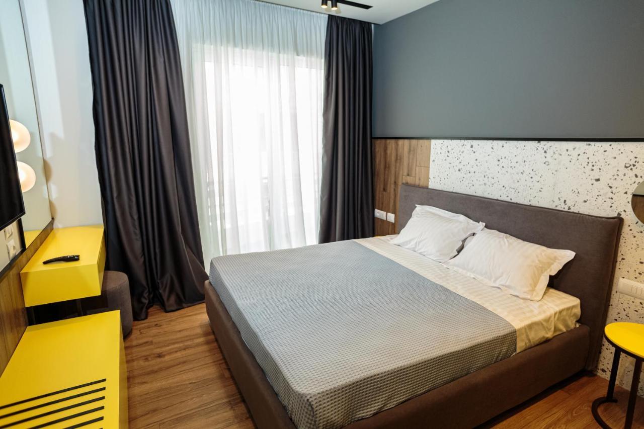 Visar Apartments Vlore Bagian luar foto
