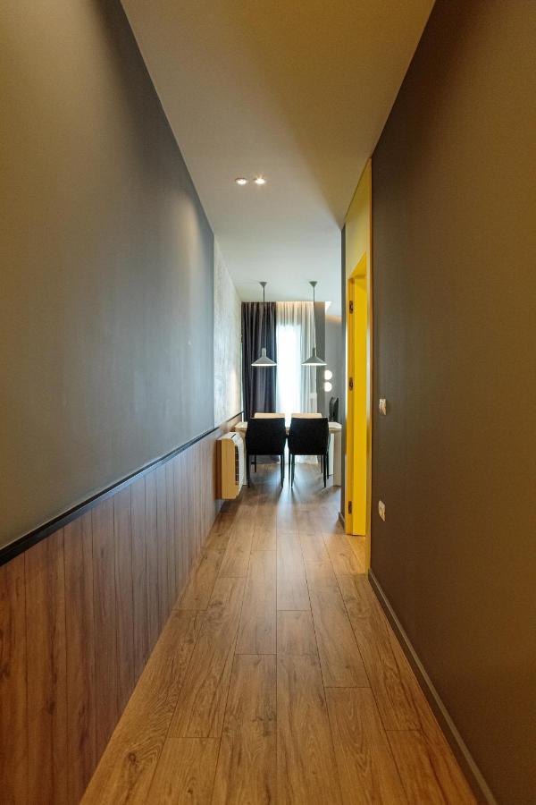 Visar Apartments Vlore Bagian luar foto