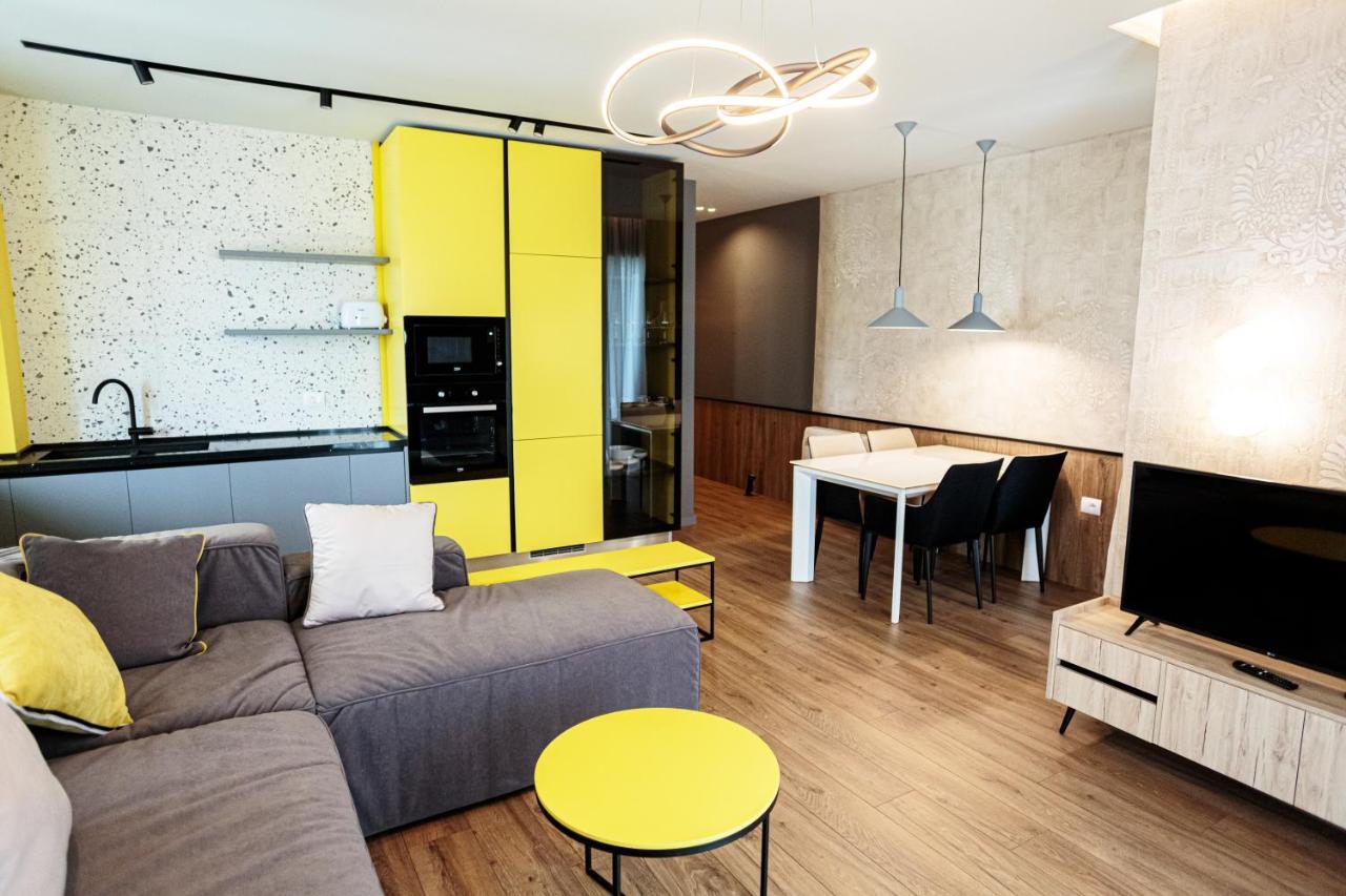 Visar Apartments Vlore Bagian luar foto