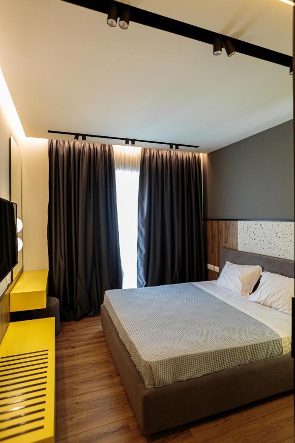 Visar Apartments Vlore Bagian luar foto