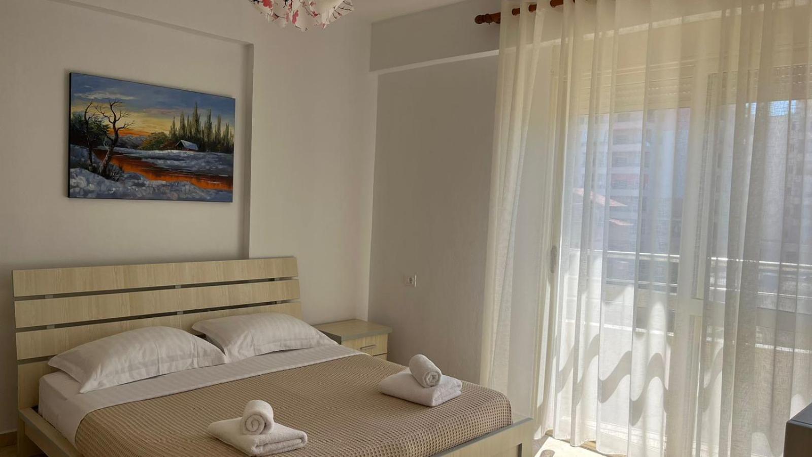 Visar Apartments Vlore Bagian luar foto