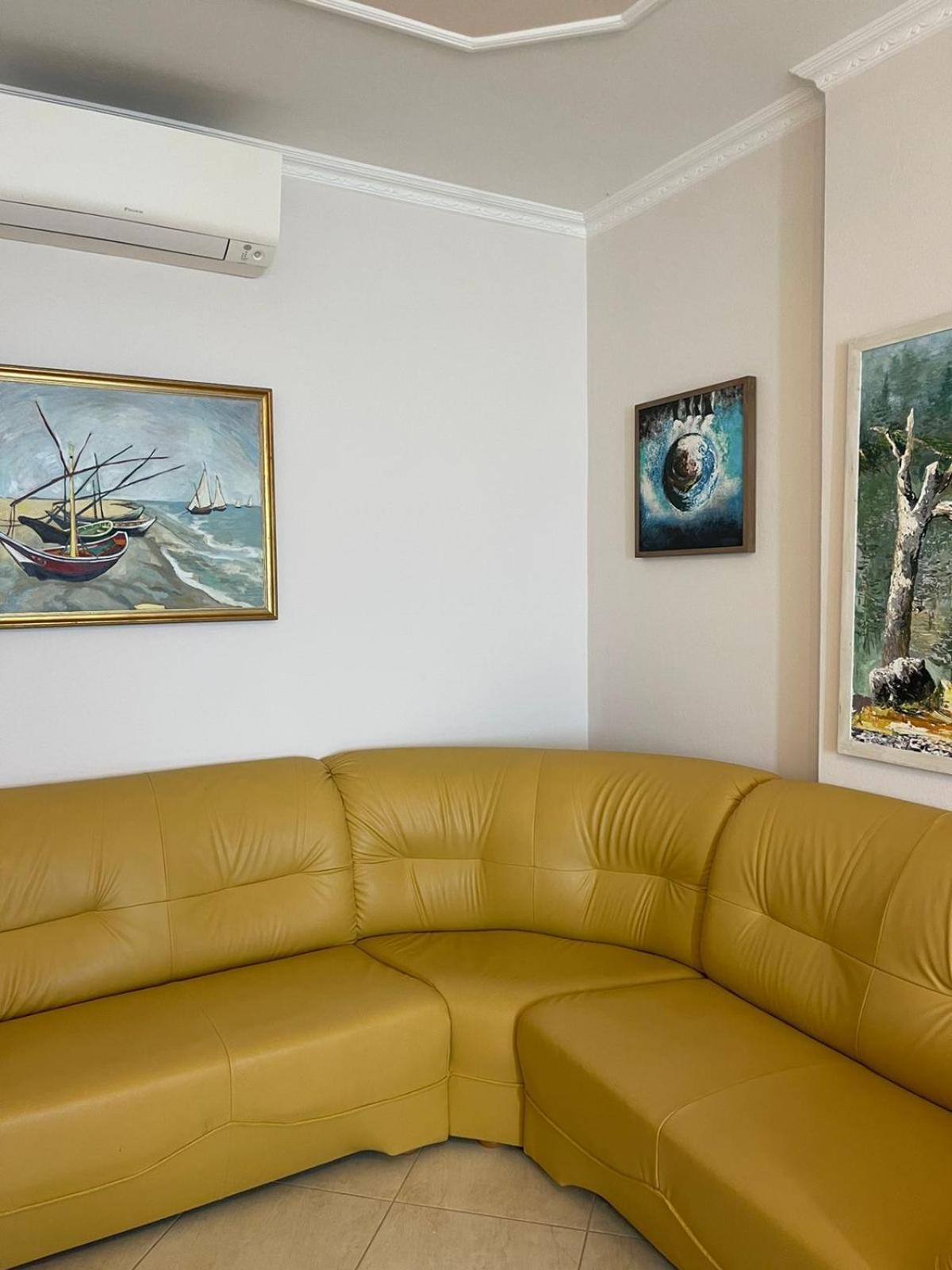 Visar Apartments Vlore Bagian luar foto